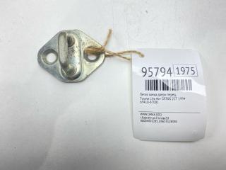 Запчасть петля замка двери передняя Toyota Lite Ace 1994