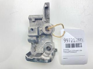 Кронштейн Renault Megane 2006