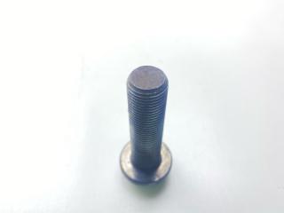 Болт шкива коленвала Passat 2002 3B6 AVF