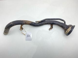 Горловина топливного бака Nissan Vanette Serena 1991