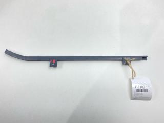 Накладка передняя правая Mazda 626 1980 Б/У Накладка передняя правая Mazda 626 1980