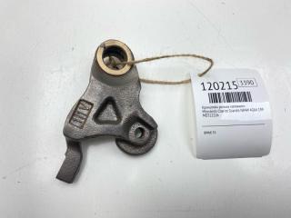 Запчасть кронштейн ролика натяжного Mitsubishi Chariot Grandis 1998