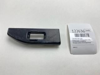 Накладка задняя правая Nissan Terrano 1992 Б/У Накладка задняя правая Nissan Terrano 1992