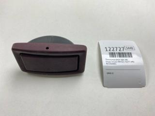 Пепельница двери задняя левая Nissan Terrano 1992 Б/У Пепельница двери задняя левая Nissan Terrano 1992