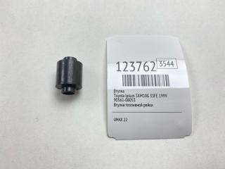 Втулка Toyota Ipsum 1999