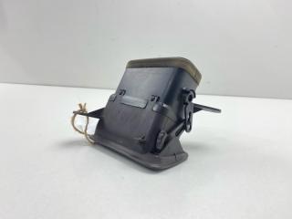 Дефлектор воздушный левый Sprinter 1994 AE100 5AFE