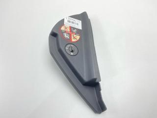 Накладка на торпедо правая Renault Megane 2006 Б/У Накладка на торпедо правая Renault Megane 2006