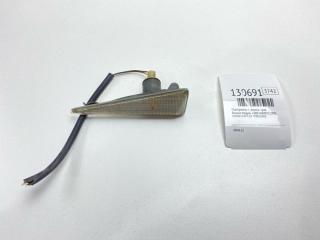 Запчасть повторитель поворота правый Renault Megane 2006