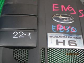 Пластиковая крышка на двс Subaru OUTBACK BPE EZ30 3 ракурс