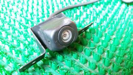 Камера заднего вида Honda STEPWGN RG1, RG2, RG3, RG4 K20A, K24A 39530-SLJ-0032 2 ракурс