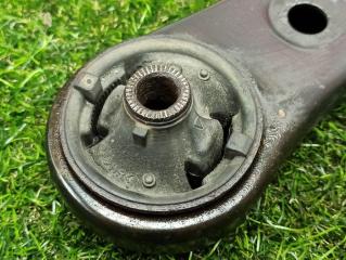 Рычаг правый передний Toyota ISIS ZNM10 1ZZ 48068-29255 4 ракурс
