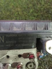 Блок abs Toyota ISIS ZGM10, ZGM11 2ZR, 3ZR 44510-44150 5 ракурс
