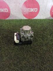 Блок abs Toyota ISIS ZGM10, ZGM11 2ZR, 3ZR 44510-44150 2 ракурс