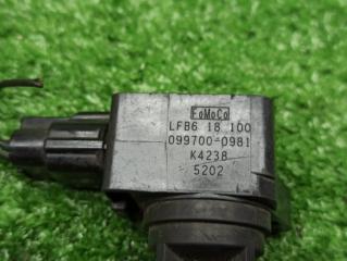 Катушка зажигания Mazda PREMACY CREW LF 099700-0981 3 ракурс