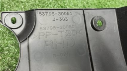 Пластиковая крышка на двс GS350 GRS191 2GR Пластиковая крышка на двс GS350 GRS191 2GR