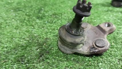 Шаровая опора левая передняя Toyota CALDINA, CORONA PREMIO, CARINA AT210, AT211, AT212, ST210 4A, 5A, 7A, 3S 3 ракурс