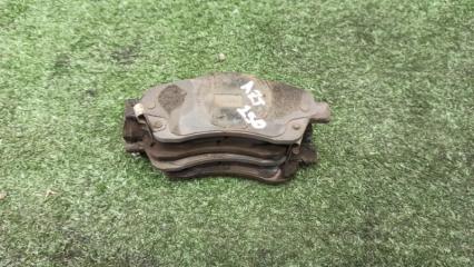 Запчасть тормозные колодки передние Toyota AVENSIS