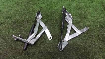 Петля крышки багажника GALANT FORTIS CY3A 4J10 Петля крышки багажника GALANT FORTIS CY3A 4J10