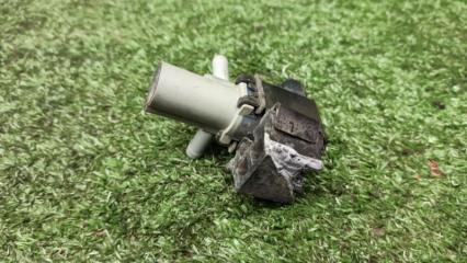Вакуумный клапан Toyota WISH ZNE10, ZNE14 1ZZ 90910-12257 2 ракурс