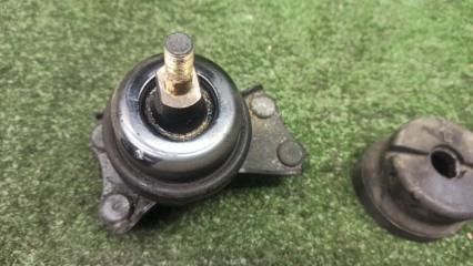 Подушка двигателя задняя Toyota HARRIER MCU15 1MZ 4 ракурс