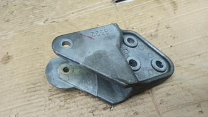 Крепление акпп GALANT FORTIS CX3A 4B10 Крепление акпп GALANT FORTIS CX3A 4B10