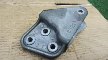 Крепление акпп Mitsubishi GALANT FORTIS CX3A 4B10 Крепление акпп Mitsubishi GALANT FORTIS CX3A 4B10