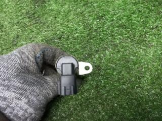 Клапан vvt-i Nissan SERENA C25, CC25, NC25, CNC25 MR20 3 ракурс
