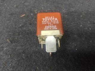 Реле Toyota SIENTA NCP81, NCP85 1NZ 90987-02016 4 ракурс