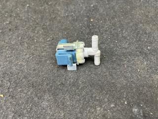 Вакуумный клапан Toyota PROBOX NCP58 1NZ 90910-12202 3 ракурс