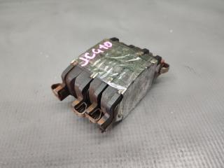 Тормозные колодки передние Toyota PROGRES JCG10 1JZ 1 ракурс