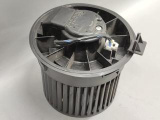 Мотор печки Nissan JUKE YF15 HR15 27226-1FC0B, 27226-1KL0A, 27226-1KM0A 1 ракурс