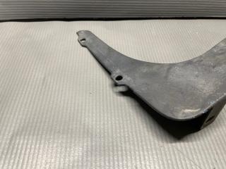 Подкрылок правый задний Toyota WISH ZNE10 1ZZ 52161-68010 3 ракурс
