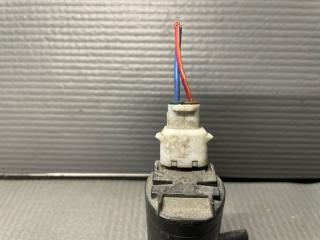 Мотор бачка омывателя Toyota VOXY AZR60 1AZ 85330-60140 4 ракурс