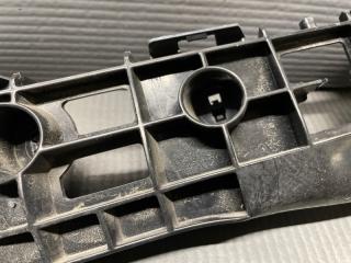 Крепление бампера правое переднее Toyota PRIUS ZVW30 2ZRFXE 52115-47020 4 ракурс
