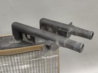 Радиатор печки передний Mazda BONGO FRIENDEE SGLR WL-T S09A61A10 3 ракурс