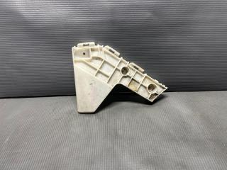 Крепление бампера левое переднее Toyota VOXY ZRR70, ZZR75 3ZR 52116-28160 1 ракурс