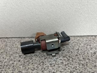 Вакуумный клапан Toyota MARK II, CRESTA, CHASER, ALTEZZA, CROWN GX100, GX105, GXE10, GXE15, GS151 1G 25860-46010 3 ракурс