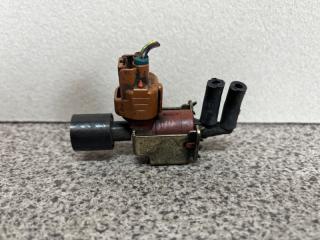 Вакуумный клапан Toyota MARK II, CRESTA, CHASER, ALTEZZA, CROWN GX100, GX105, GXE10, GXE15, GS151 1G 25860-46010 2 ракурс