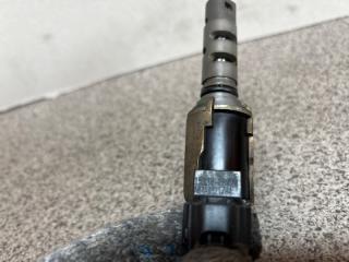 Клапан vvt-i Toyota ISIS ANM10 1AZ 15330-28020 4 ракурс