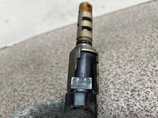 Клапан vvt-i Toyota NOAH AZR60 1AZFSE 15330-28020 4 ракурс