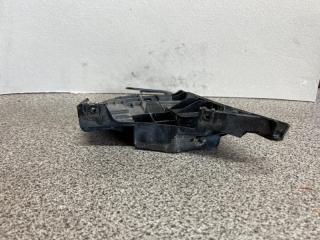 Крепление бампера переднее левое V70 BW56