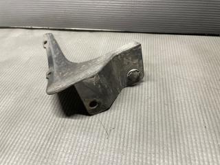 Подкрылок правый задний Toyota WISH ZNE10 1ZZ 52161-68010 2 ракурс
