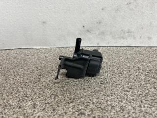 Вакуумный клапан Honda ODYSSEY RA8 J30A 136200-2040 5 ракурс
