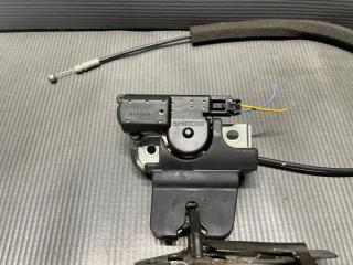 Замок багажника Toyota PROGRES JCG10 1JZ 2 ракурс
