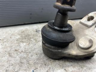 Шаровая опора правая передняя Toyota GAIA SXM10 3S 2 ракурс