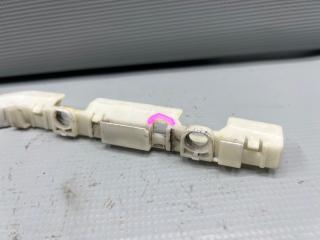 Крепление бампера левое переднее Nissan SERENA C25 MR20 62221-CY000 2 ракурс