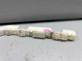 Крепление бампера левое переднее Nissan SERENA C25 MR20 62221-CY000 2 ракурс