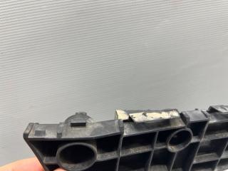 Крепление бампера правое переднее Toyota VOXY ZRR70 3ZR 52115-28160 3 ракурс