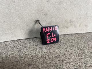 Заглушка бампера левая передняя Toyota ALPHARD ANH10, ANH15, ATH10, MNH10, MNH15 2AZ 52128-58010 3 ракурс