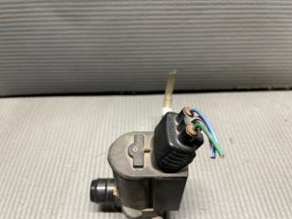 Мотор бачка омывателя Toyota FUNCARGO NCP21 1NZ 85330-20460 4 ракурс